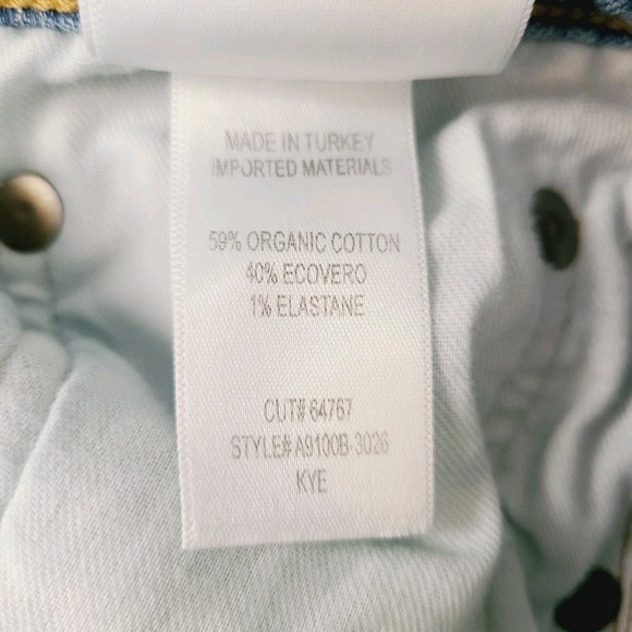 Agolde Straight Leg Jeans in Light Blue Wash - Picture 9 of 13